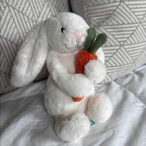 Jellycat Bashfull Carrot Bunny